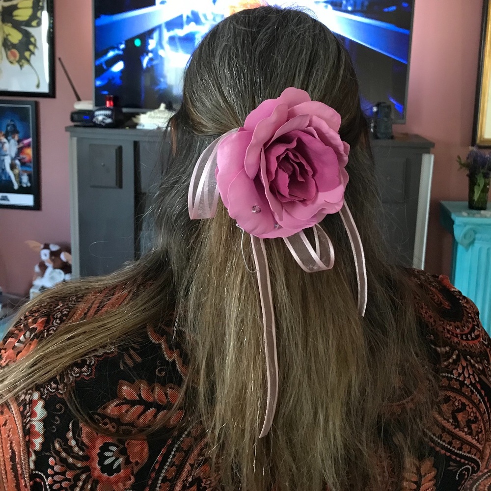 Rose barrette